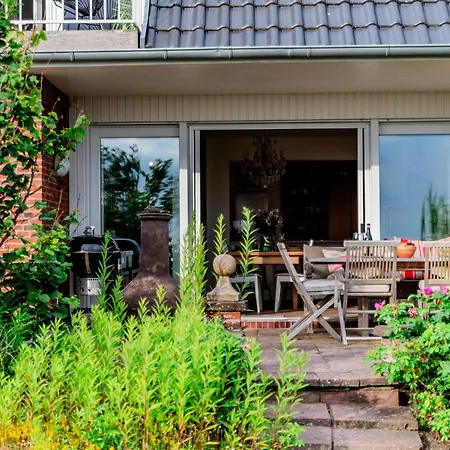 بيت للعطل Haus Am Steg هوسوم